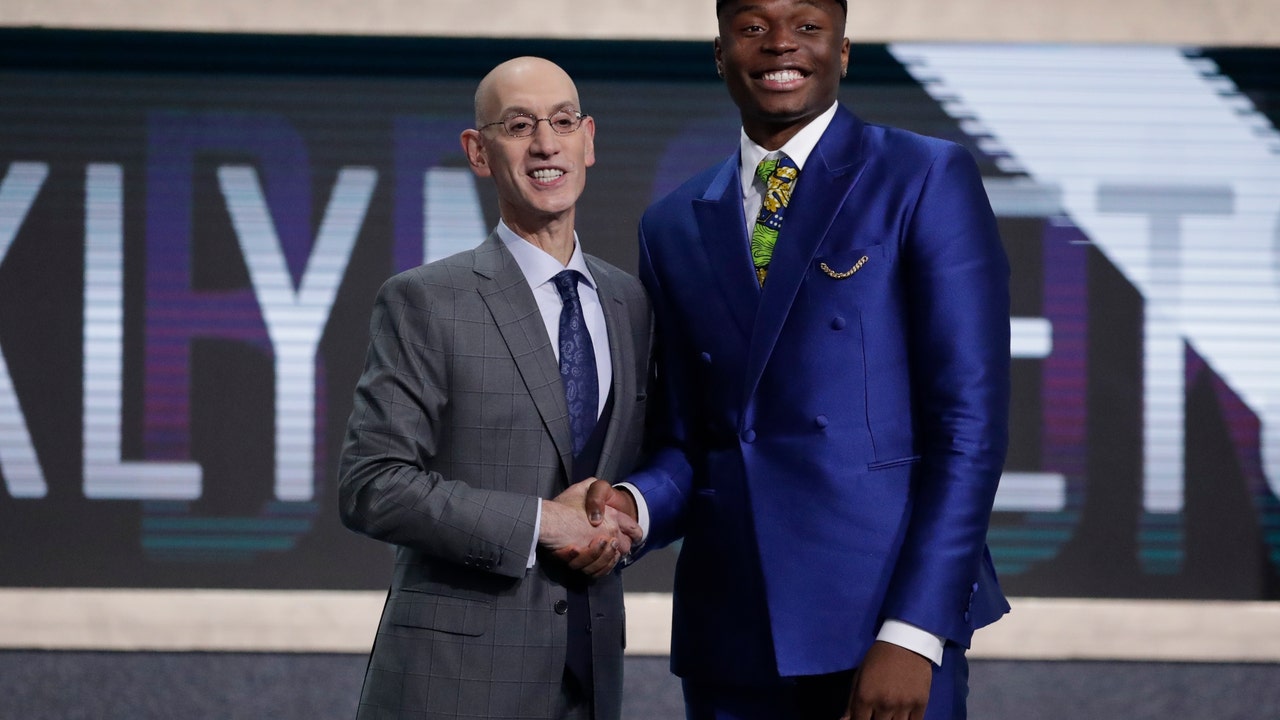 Clippers get Kabengele in draft night trade with Nets